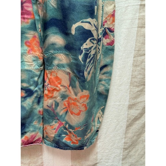 We The Free Printed Good Luck Barrel Jeans Tropical Floral Size 31 FP Sold Out - Picture 9 of 9